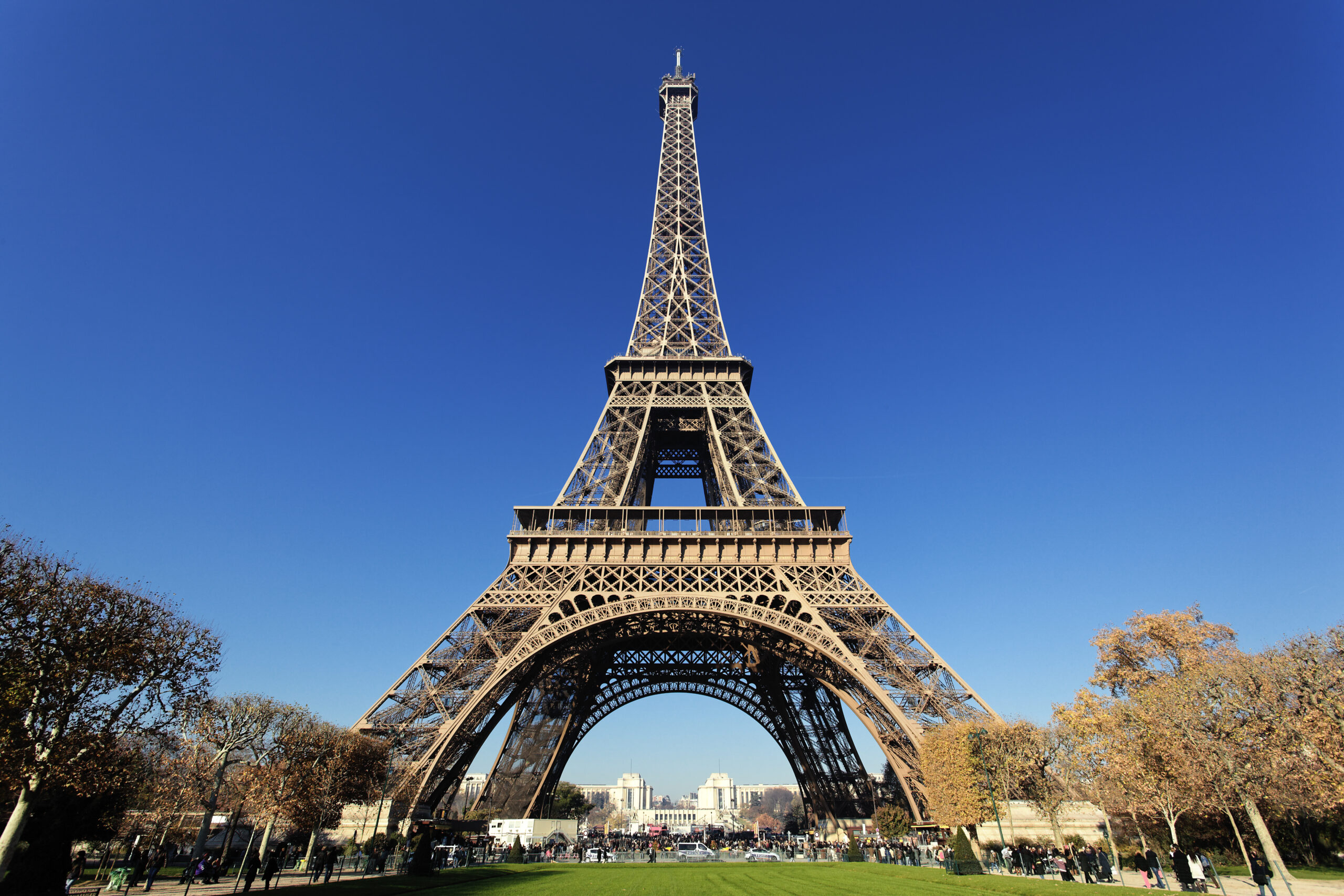 Paris France Eiffel Tower travel guide