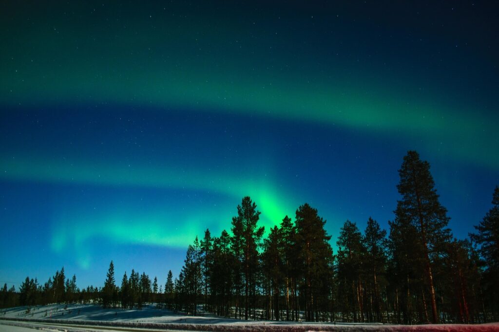 Rovaniemi, Finland Travel Guide: Best Time to Visit in 2026 rovaniemi aurora cover
