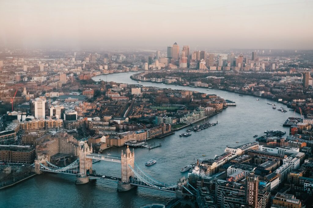 UK ETA 2026: Cost, Who Needs One and How to Apply uk eta cover